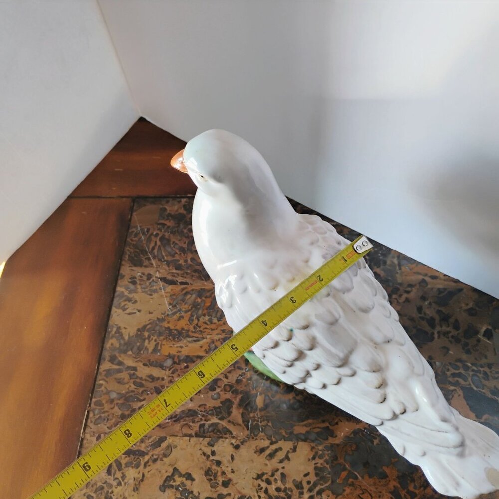 Vintage Majolica White Dove Figurine 9" Tall x 11" Long Chip on Tail Italy - Picture 12 of 13